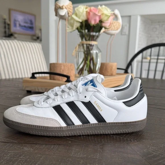 Adidas Samba OG White/Black/Gray Like New! 9.5 Women’s, 8.5 Men’s - Picture 2 of 5